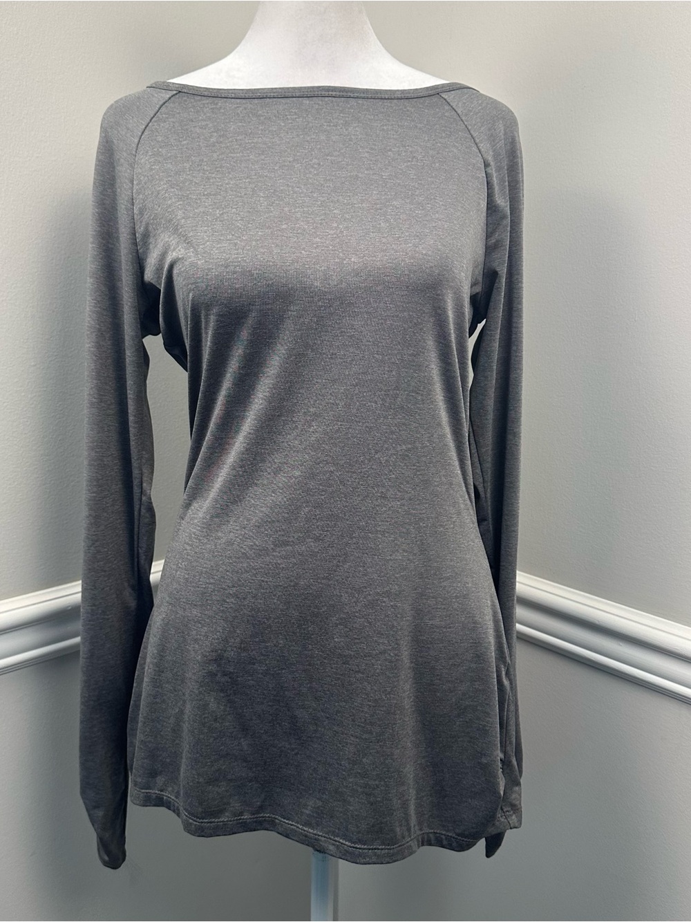GAIAM Heathered Gray Boatneck Long-Sleeve Tee S
